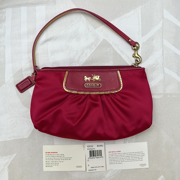 COACH SATIN WRISTLET - Picture 11 of 15
